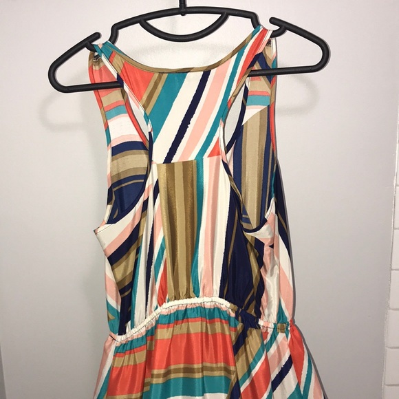 High low geometrical dress - Picture 6 of 8